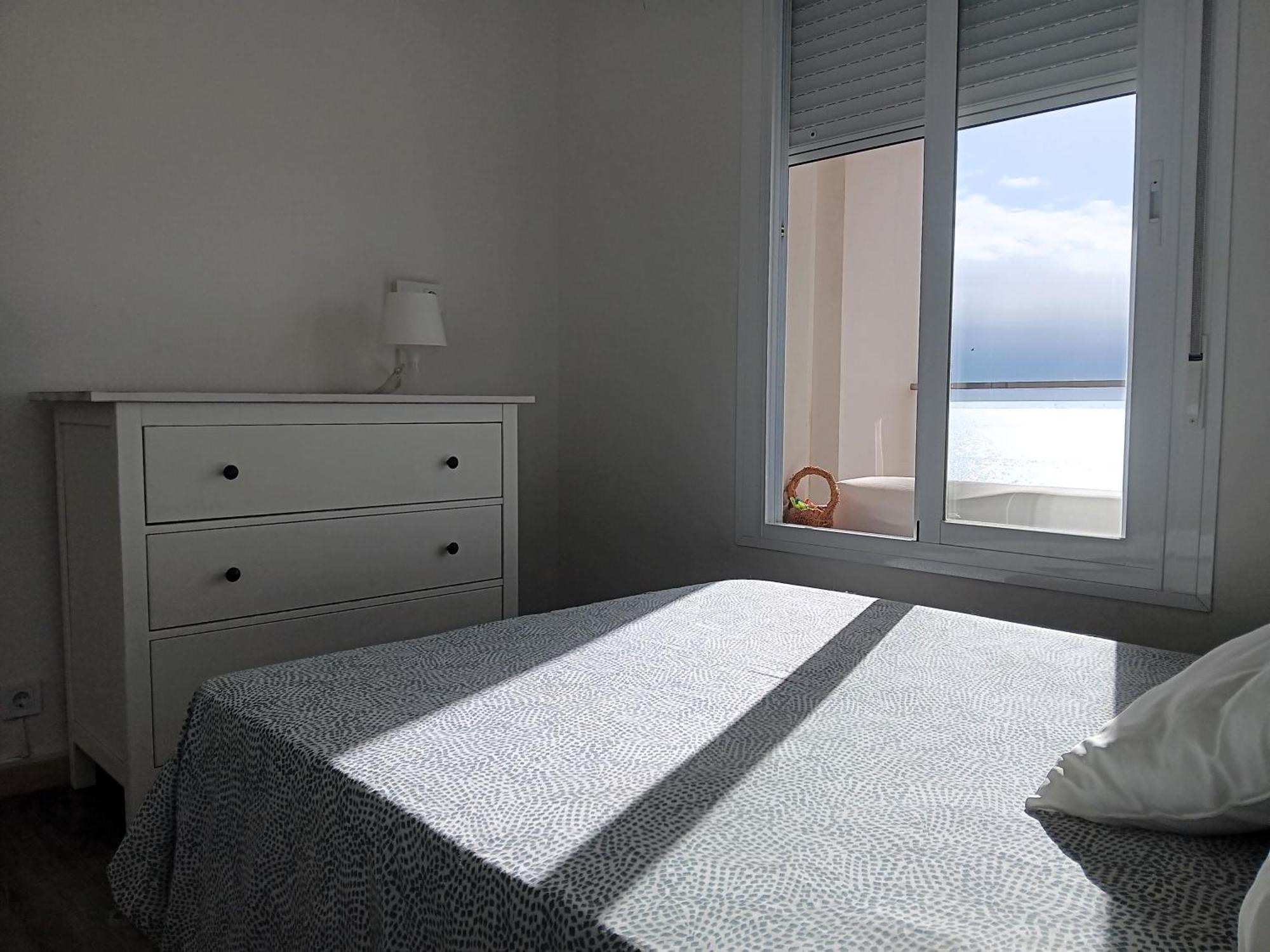 Alojamiento Iberia Playa Estepona Exterior photo